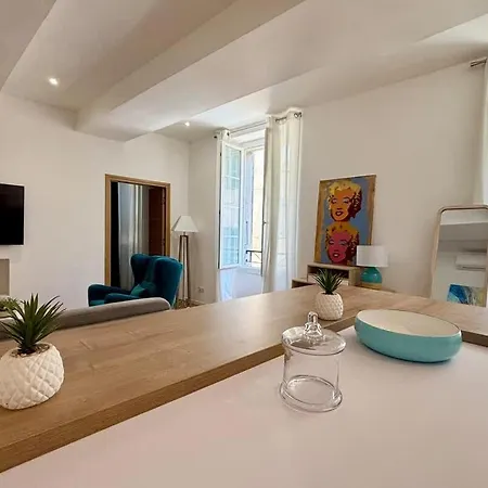 Casamea - Elegant, Clim, Centre Historique Apartamento *